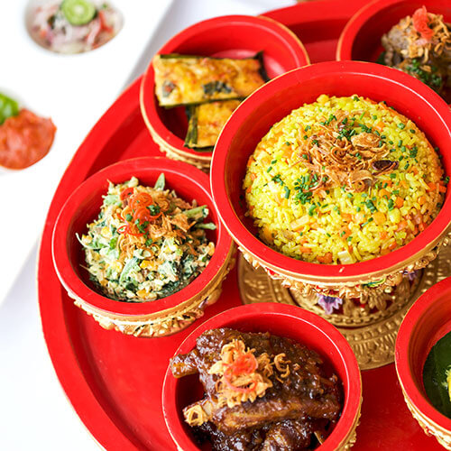 Viceroy-Bali-Cascades-Balinese-Rijstaffel-Main-Dish