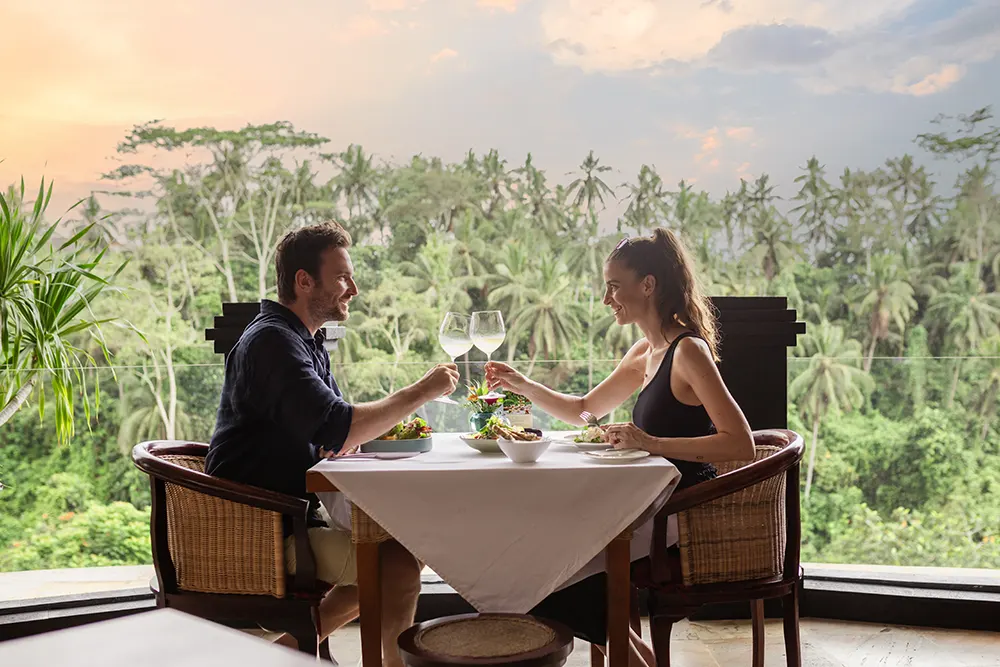 Romantic lunch for a couple enjoying the view at CasCades Restaurant.