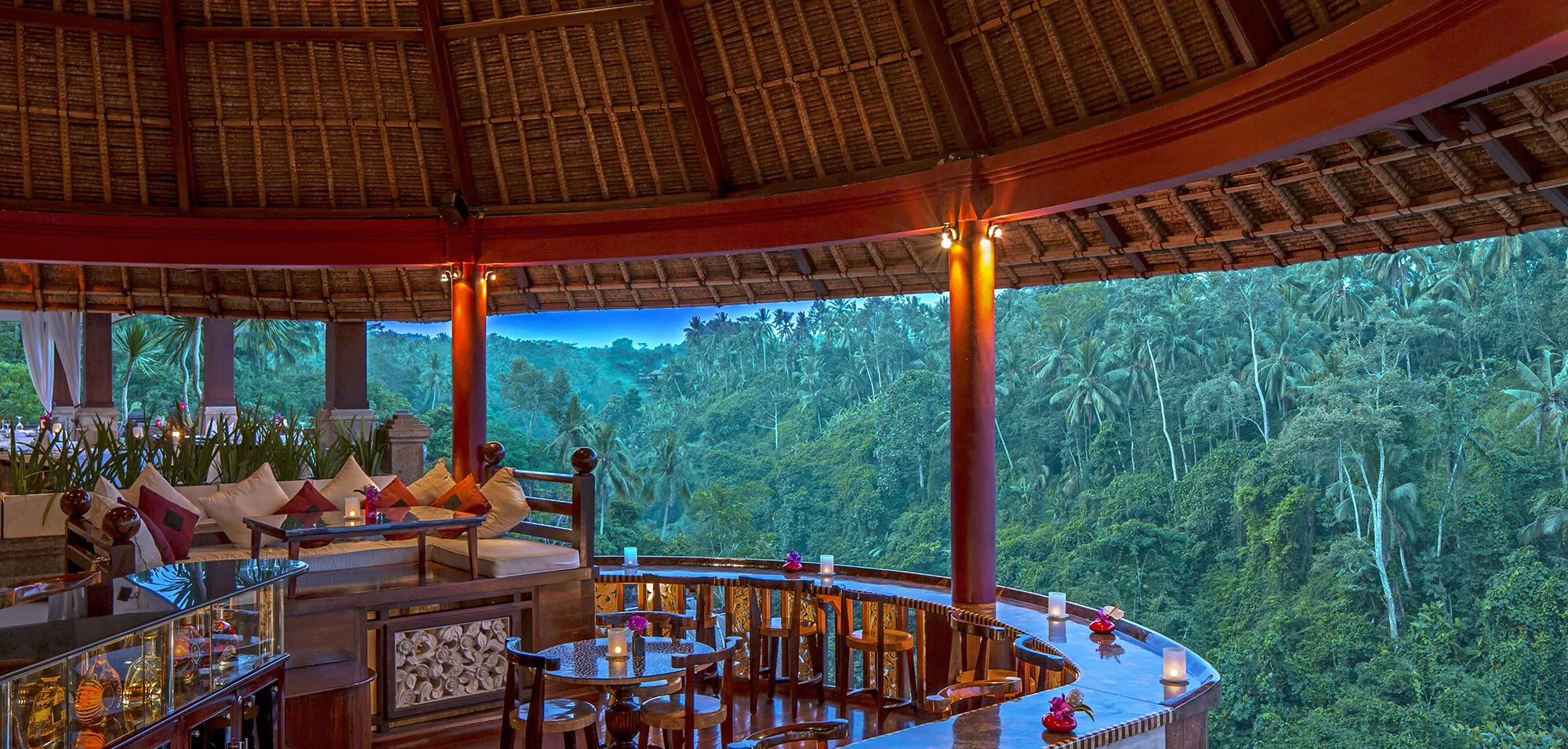 Viceroy Bali - Cascades Bar Evening